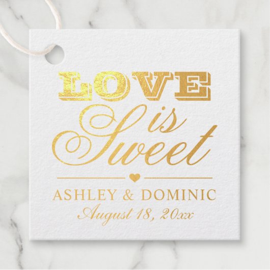 Love is Sweet Typography Wedding Monogram Gold Bedankjes Labels (Voorkant)
