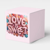 Love Is Sweet Valentine Wedding Typography Bedankdoosjes (Voorkant Zijde)