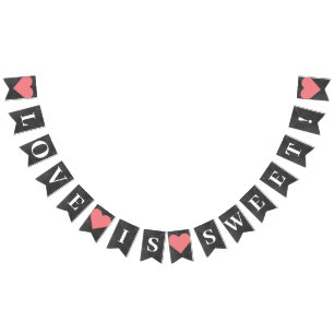 Love is Sweet Wedding Dessert Table Vlaggetjes