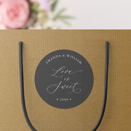 Love is Sweet Wedding Ronde Sticker