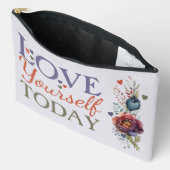 Love jezelf vandaag toevoegen initialen bloemencos etui (Open)