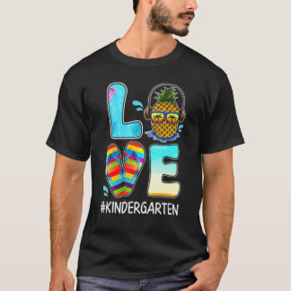 Love Kindergarten Teacher Life Chritsmas in Juli S T-shirt