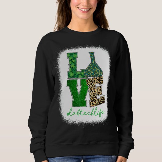 Love Lab Tech Life Shamrocks Leopard Happy St Patr Trui (Voorkant)