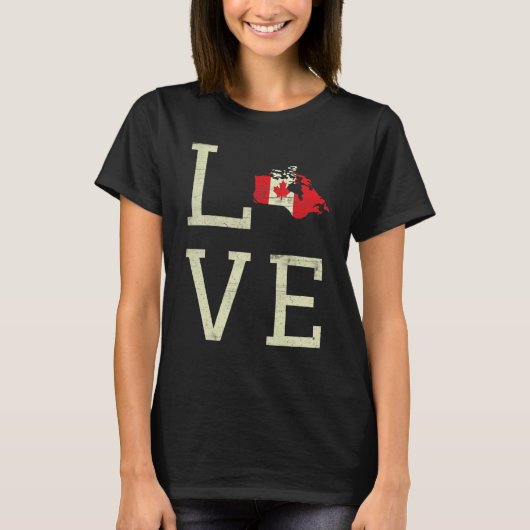 Love Land Map Canada Day Maple Proud Canadian Flag T-shirt (Voorkant)