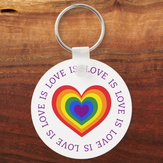 Love LGBTQ Rainbow Heart on White Sleutelhanger (Voorkant)
