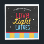 Love Light Latkes Black Hanukkah Funny Quote Servet<br><div class="desc">Love Light Latkes Black Chanoeka Grappige Quote Papieren servetten zullen je familie opfleuren Chanoeka Party! Dit kleurrijke, humoristische gezegde valt echt op op de zwarte sterrennacht achtergrond. Zorg ervoor dat vrienden & familie glimlachen. Inclusief ruimte voor jouw naam of bericht. Als u een variatie van dit ontwerp wilt zien, stuur...</div>