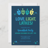 Love Light Latkes Hanukkah Feest Uitnodiging (Voorkant)