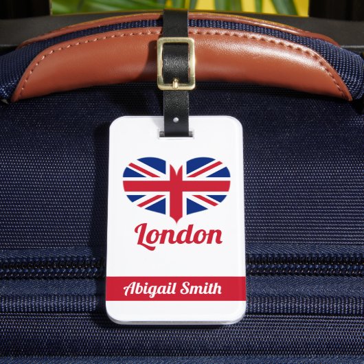 Love London | Hart Shaped Union Jack Personaliseer Bagagelabel (Voorkant Insitu 2)