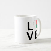 Love - Madagascar Flag Koffiemok (Voorkant rechts)