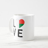 Love - Madagascar Flag Koffiemok (Voorkant links)
