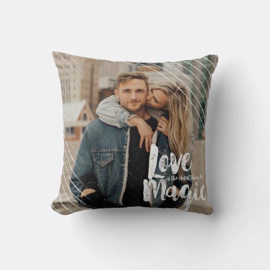 Love Magic | Modern Grunge Chalk Photo Overlay Kussen (Voorkant)