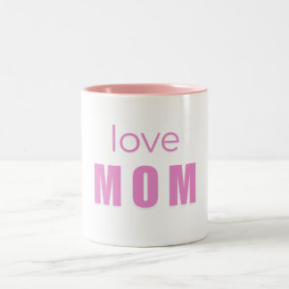 Love Mom Mug – Sweet Gift for Mother’s Day Tweekleurige Koffiemok