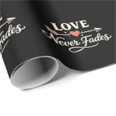 Love Never Fades Right Pointing Matching Couple Cadeaupapier (Rol Hoek)