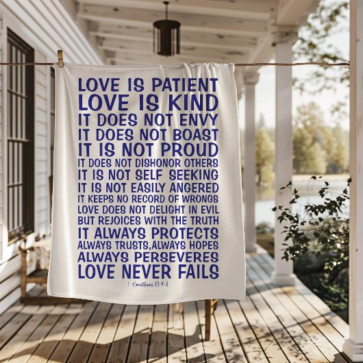 Love Never Fails Sherpa Blanket Deken