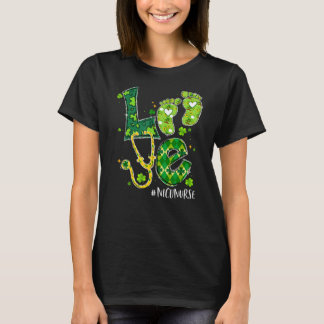 Love Nicu Nurse Life Shamrock Cute Baby Feet St Pa T-shirt