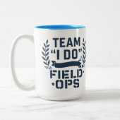 Love On The Itinerary | Halloween Gifts Tweekleurige Koffiemok (Links)