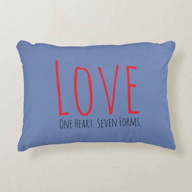 Love - One Heart. Seven Forms Accent Pillow Kussen (Voorkant)