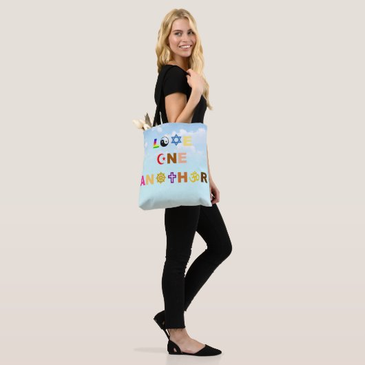 Love One Weer Canvas tas (Op model)