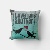 Love One Weer Whimsical Turquoise Birds Kussen (Voorkant)