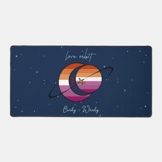 Love Orbit Universum Zon & Maan Zonsondergang Lesb Bureaumat (Voorkant)