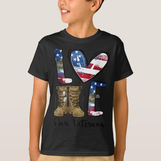 Love Our Veterans Day Proud Military American Flag T-shirt (Voorkant)