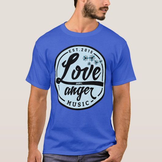 Love Over Anger Music familie T-shirt (Voorkant)