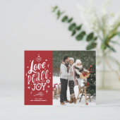 Love Peace and Joy Lettering Red Photo Kerstmis Feestdagenkaart (Staand voorkant)