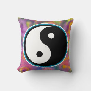Love, Peace and Tie Dye Yin Yang Top Sierkussen