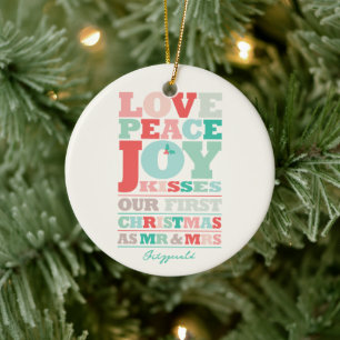 Love Peace Joy Kisses Color Typography Kerstmis Keramisch Ornament