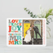Love Peace Joy Kisses Mr & Mrs 1st-kerstfoto Feestdagenkaart (Staand voorkant)