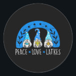 Love Peace Latkes Gnome Hanukkah Chanukah Joods Ronde Sticker<br><div class="desc">Love Peace Latkes Gnome Hanukkah Chanukah Joods</div>