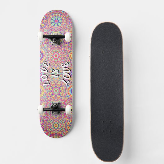 Love Pride Skateboard (Voorkant)
