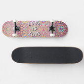 Love Pride Skateboard (Horizontaal)