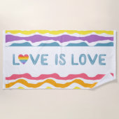 Love Rainbow Beach Towel Strandlaken (Voorkant)