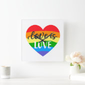 Love Rainbow Heart Vierkante Klok (Huis)