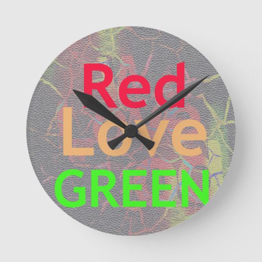 LOVE RED GOLDEN GREEN RONDE KLOK (Voorkant)