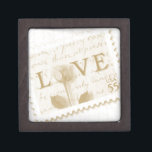 Love Roos Stamp Keepomwille Box Premium Juwelen Doos<br><div class="desc">Perfecte bewaardoos voor de bruid en bruidegom,  het huwelijksfeest of alle gasten. Wijzig de tekst zodat u uw eigen persoonlijke boodschap en/of foto hebt. Geweldig voor alle gelegenheden; bruiloften,  verjaardagen,  jubilea en meer.</div>