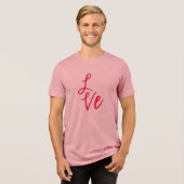 "Love" Roze Achtergrond Grafisch T-shirt (Voorkant volledig)