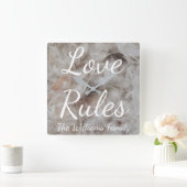 Love Rules Bird Feathers Fotografie Elegant Vierkante Klok (Huis)