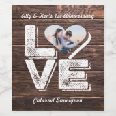 Love Rustic Woodland Photo Heart Lijst Monogram Wijn Etiket (Enkel label)