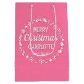Love Santa Merry Christmas Custom Name Pink Medium Cadeauzakje (Achterkant)