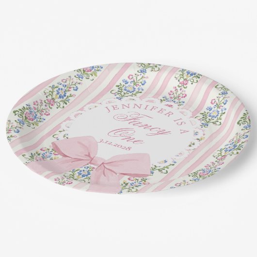 Love Shack Fancy One Coquette Bow 1st Birthday Papieren Bordje (Gekanteld)