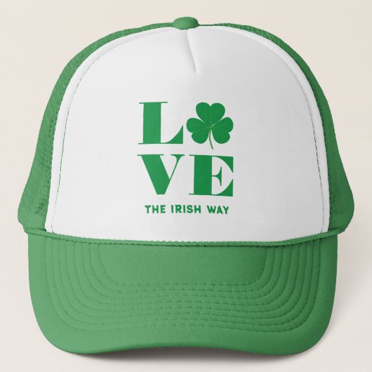 Love Shamrock Clover Irish Custom Text Groen Wit Trucker Pet (Voorkant)
