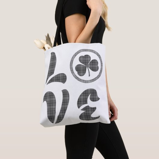 Love Shamrock Plaid Gray Tartan Pattern Tote Bag (Dichtbij)