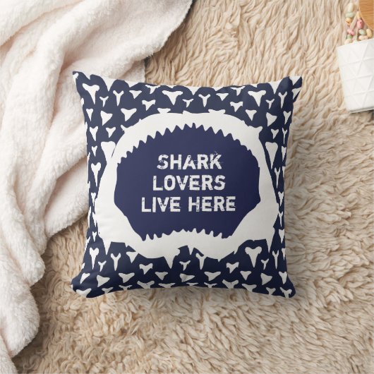 Love Sharks Teeth and Jaws Pattern Surfer Kussen (Deken)