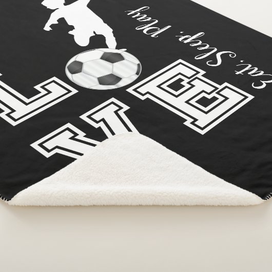 Love Soccer - Eat, Sleep, Play - Boy Sherpa Deken (3/4)