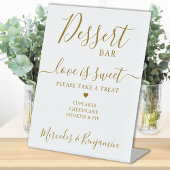 Love Sweet Personalized Gold Wedding Dessert Bar Reclamebord Met Voetstuk