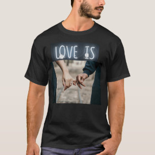 Love t-shirt