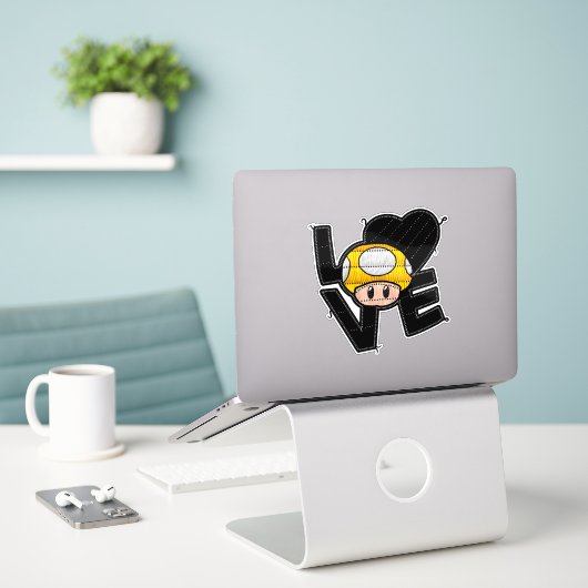 Love Toad - Geel Sticker (Laptop op bureau)