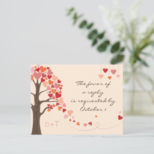 Love Tree Hearts Bruiloft RSVP Uitnodiging Briefkaart (Staand voorkant)
